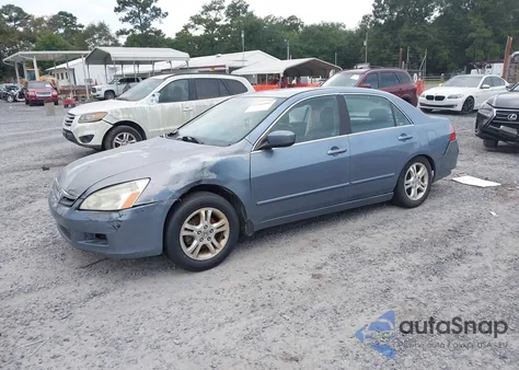 2007 Honda Accord 2.4 Ex z USA, uszkodzony, nr VIN 1HGCM56857A124153
